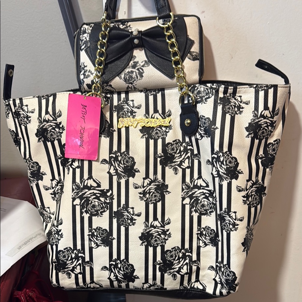 Betsey Johnson Black and White Floral purse and matching wallet